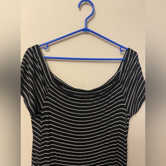 ✨Old Navy striped 👗- Size XL - Picture 2 of 5